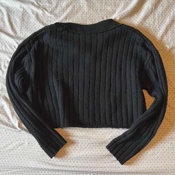 Wild Fable Black Cropped Button-Up Sweater - Picture 3 of 3